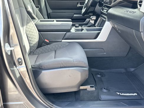 Used 2022 Toyota Tundra SR5 w/ Convenience Package image 13