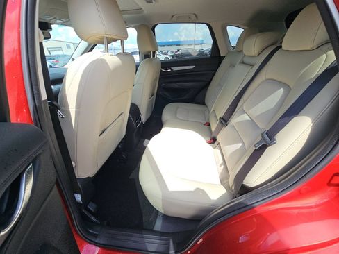 Used 2019 MAZDA CX-5 Touring FWD image 4