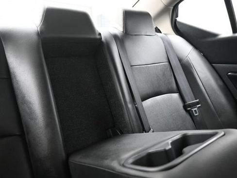 Used 2024 Nissan Altima 2.5 SR w/ SR Premium Package FWD image 16