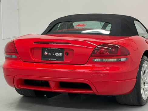 Used 2003 Dodge Viper SRT-10 RWD image 69