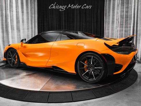Used 2022 McLaren 765LT image 44