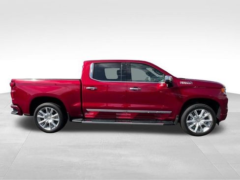 Certified 2025 Chevrolet Silverado 1500 High Country AWD/4WD image 7