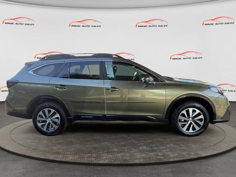 Used 2021 Subaru Outback Premium AWD/4WD image 6