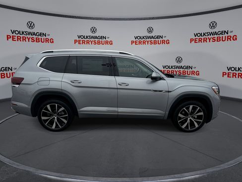 New 2026 Volkswagen Atlas SEL Premium R-Line image 9