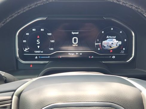 Used 2024 GMC Sierra 1500 Denali w/ Technology Package AWD/4WD image 16