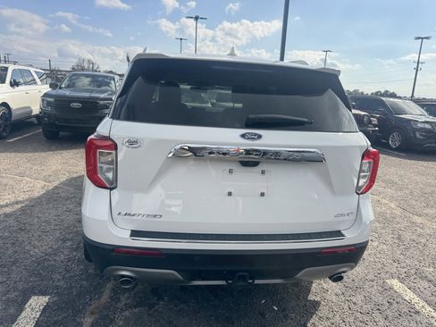 Used 2023 Ford Explorer Limited w/ Equipment Group 301A image 6