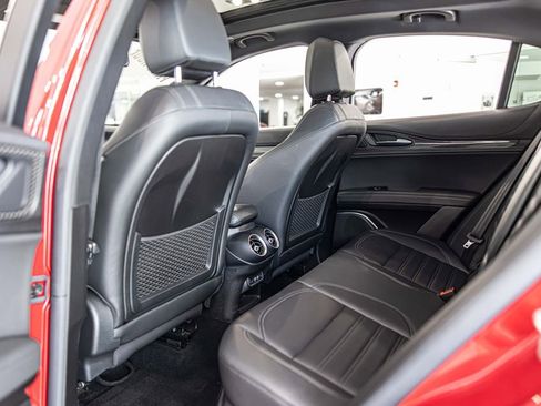 Used 2023 Alfa Romeo Stelvio Quadrifoglio AWD/4WD image 35