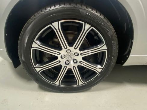 Used 2019 Volvo XC60 T5 Inscription w/ Protection Package AWD/4WD image 5