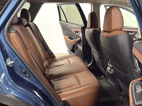 Used 2022 Subaru Outback Touring XT image 17