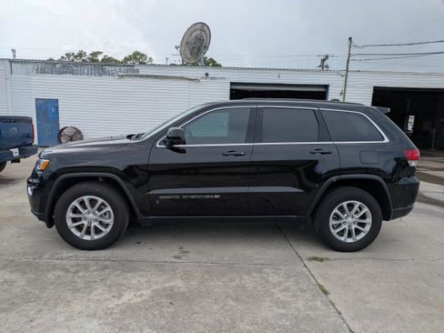 Used 2022 Jeep Grand Cherokee Laredo E RWD image 7