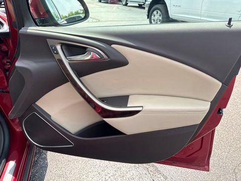 Used 2014 Buick Verano Convenience FWD image 27