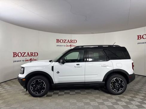 New 2025 Ford Bronco Sport Outer Banks w/ Outer Banks Tech Package+ image 4