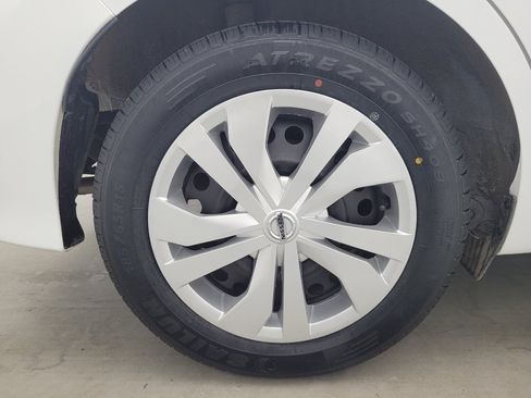 Used 2019 Nissan Versa Note SV FWD image 31