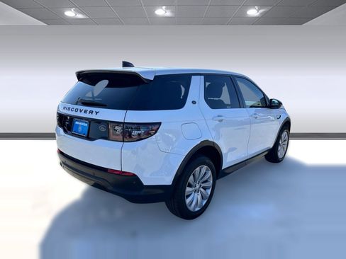 Used 2020 Land Rover Discovery Sport SE image 7