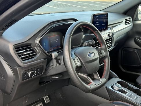 Used 2024 Ford Escape ST-Line AWD/4WD image 18