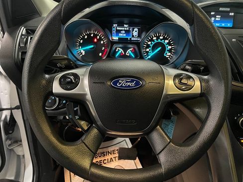 Used 2016 Ford Escape S image 9
