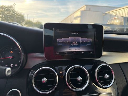 Used 2015 Mercedes-Benz C 300 4MATIC Sedan image 12