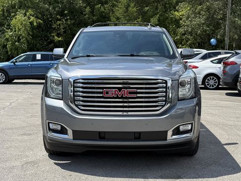 Used 2020 GMC Yukon SLT w/ Premium Edition AWD/4WD image 3