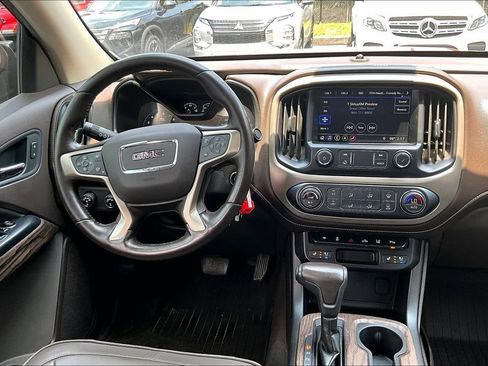 Used 2021 GMC Canyon Denali AWD/4WD image 10