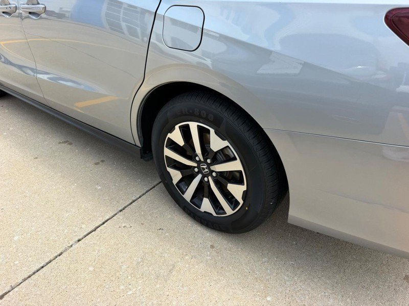 Certified 2025 Honda Odyssey EX-L image 6