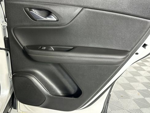 Used 2023 Chevrolet Blazer Premier FWD image 31