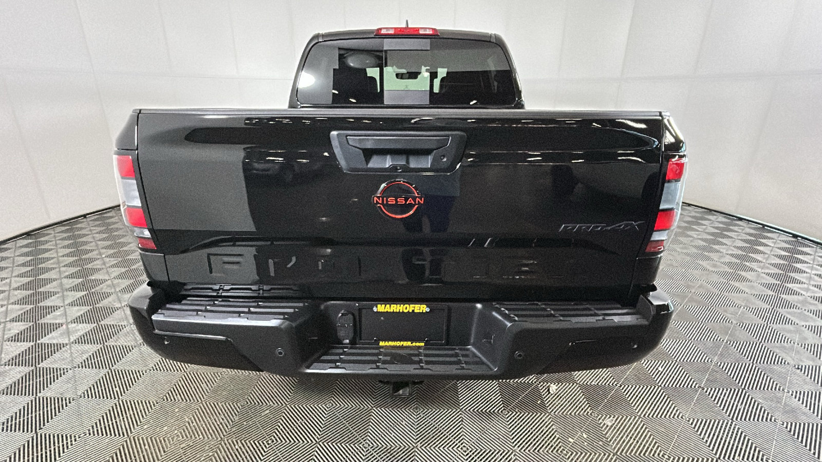 Used 2024 Nissan Frontier PRO-4X w/ Pro Premium Package AWD/4WD image 4