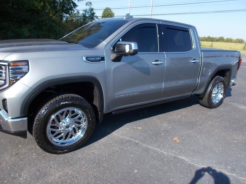 Used 2025 GMC Sierra 1500 SLT w/ SLT Premium Plus Package AWD/4WD image 7