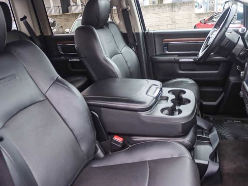 Used 2016 RAM 2500 Laramie w/ Convenience Group image 15