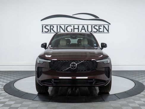 New 2026 Volvo XC90 B6 Ultra w/ Protection Package image 2