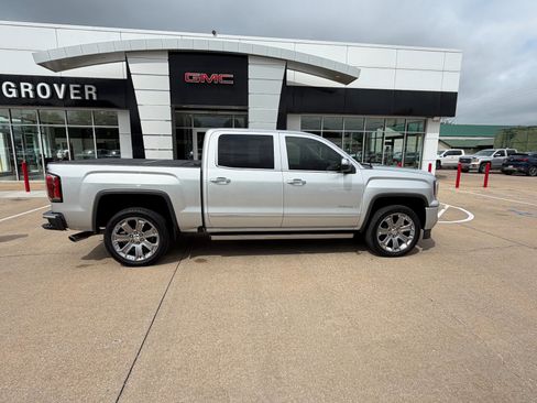Used 2017 GMC Sierra 1500 Denali w/ Denali Ultimate Package AWD/4WD image 29