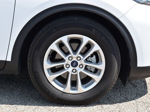 Used 2022 Ford Escape SE FWD image 4