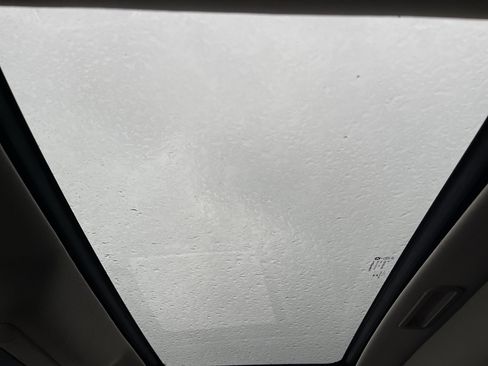 Used 2017 RAM 3500 Laramie Longhorn image 13