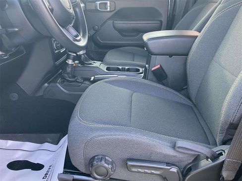 Used 2024 Jeep Wrangler Sport image 15