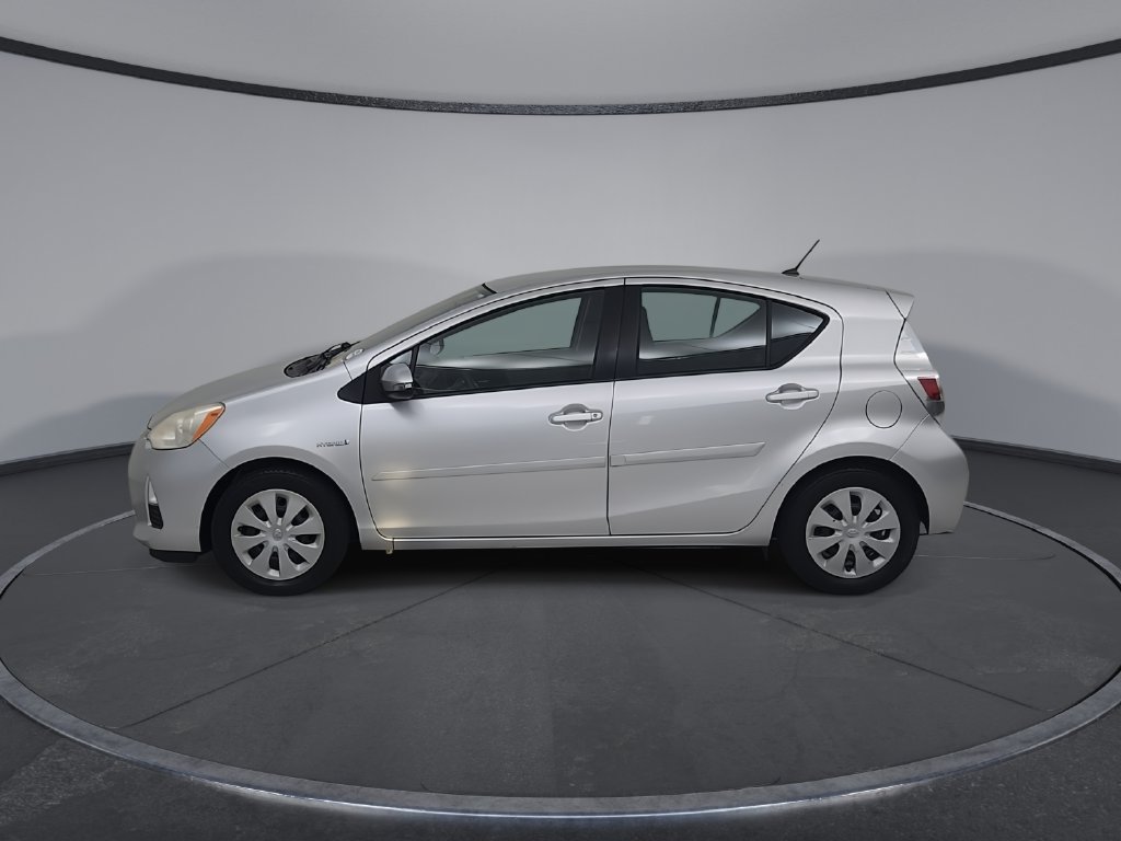 Used 2013 Toyota Prius C Two FWD image 9