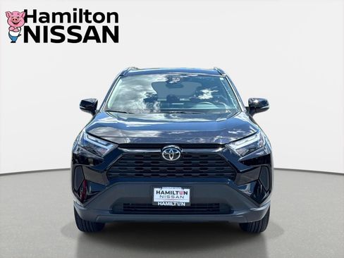 Used 2025 Toyota RAV4 XLE AWD/4WD image 6