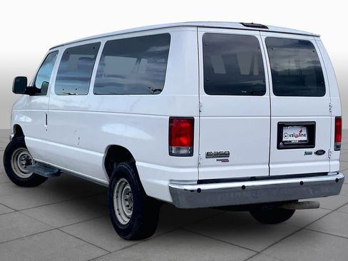 Used 2014 Ford E-350 and Econoline 350 XLT RWD image 12