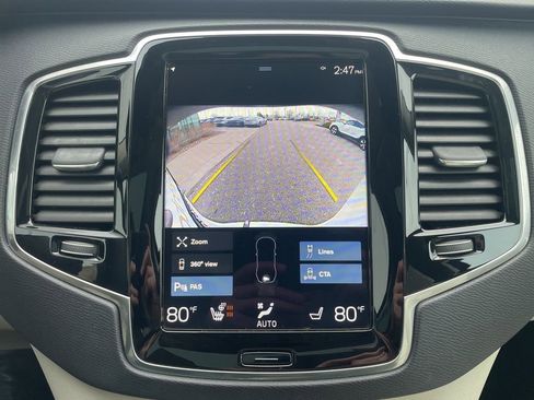 Used 2022 Volvo XC90 T6 Momentum image 30