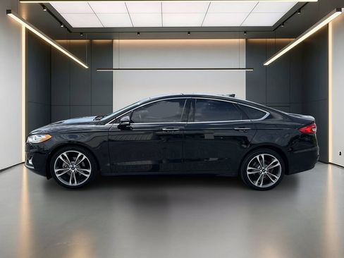 Used 2020 Ford Fusion Titanium AWD/4WD image 2