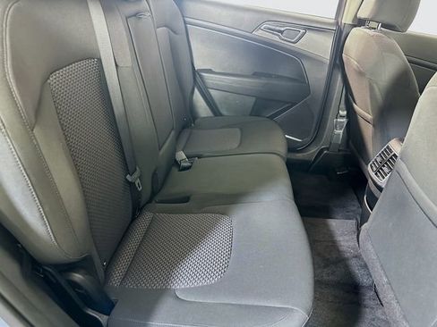 Used 2025 Kia Sportage LX image 21
