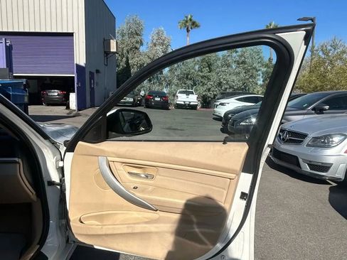 Used 2012 BMW 328i Sedan image 12