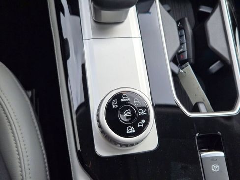 New 2026 Mitsubishi Outlander SEL AWD/4WD image 28