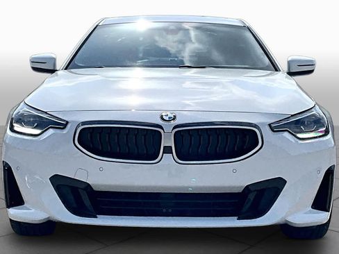 Used 2026 BMW 230i Coupe w/ Convenience Package RWD image 3