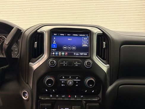 Used 2020 Chevrolet Silverado 1500 RST AWD/4WD image 7
