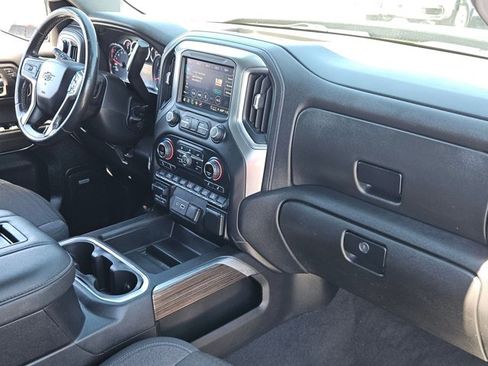 Used 2021 Chevrolet Silverado 1500 LT Trail Boss w/ Convenience Package II image 25