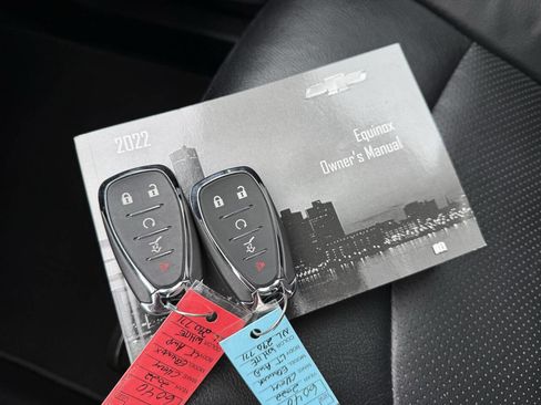 Used 2022 Chevrolet Equinox LT image 25