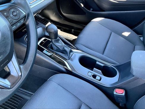 Used 2025 Toyota Corolla LE w/ LE Premium Package FWD image 16
