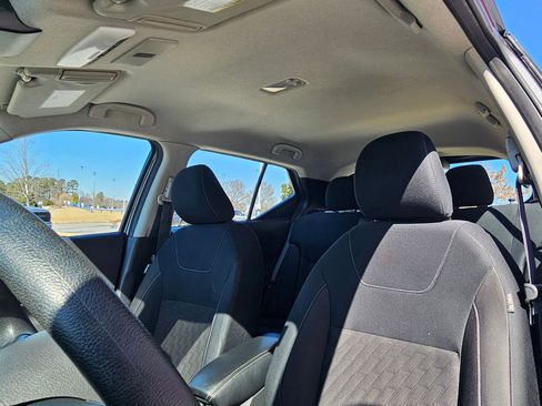 Used 2024 Nissan Kicks SV image 22