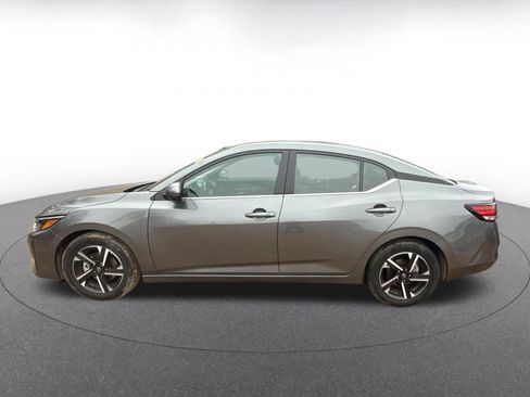 Used 2025 Nissan Sentra SV image 14