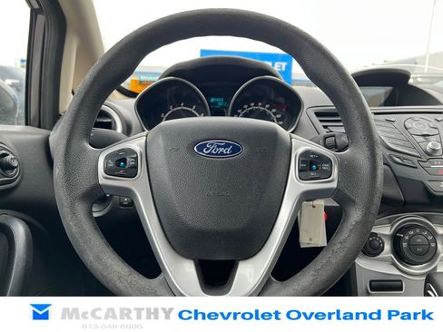 Used 2017 Ford Fiesta SE image 10