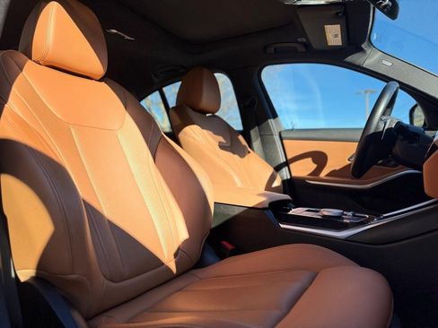 Used 2023 BMW 330i xDrive Sedan w/ Driving Assistance Package image 23